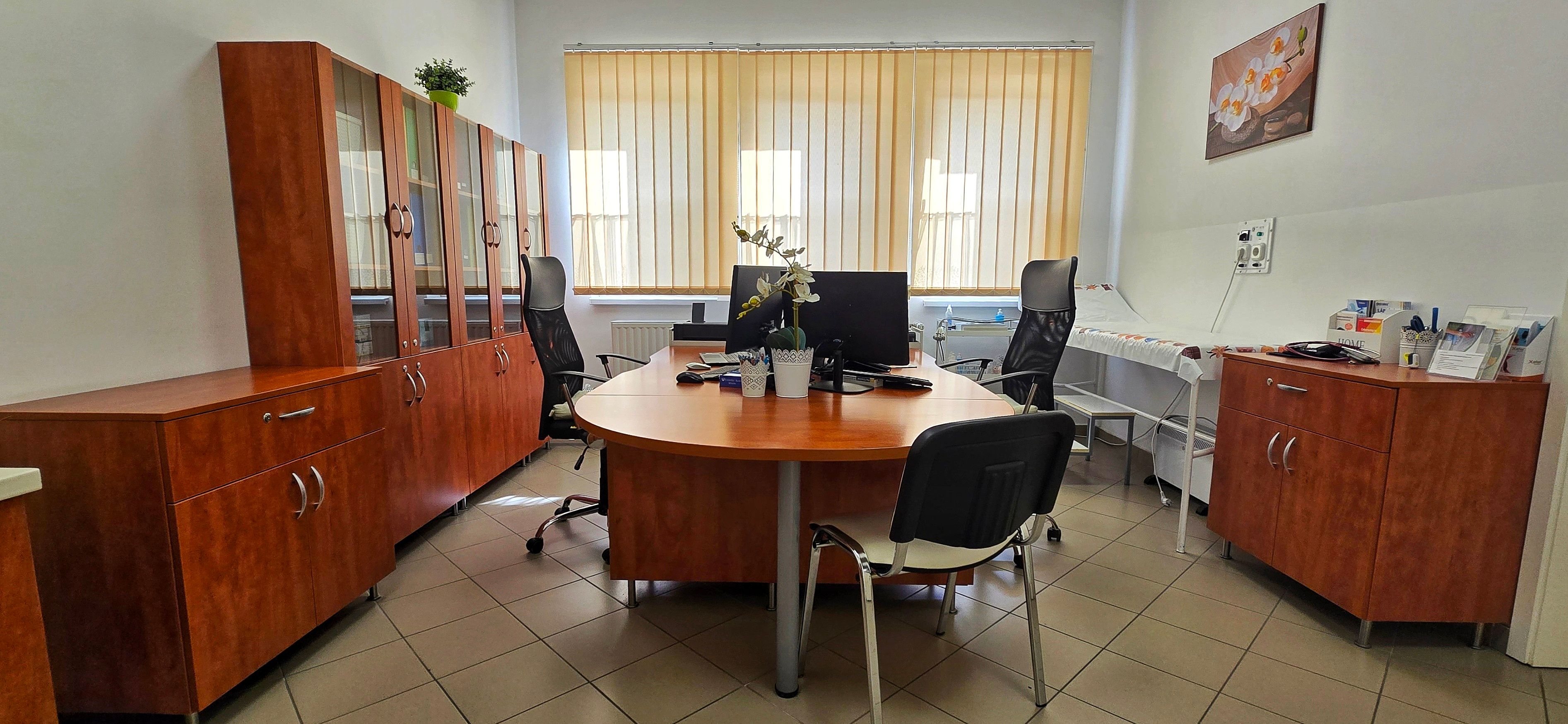 Dr. Horváth Zsuzsanna